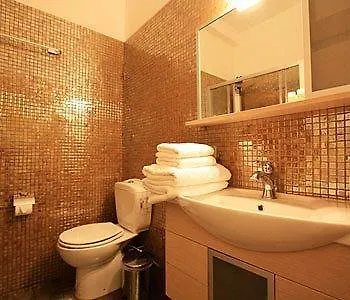 Hotel Avianto